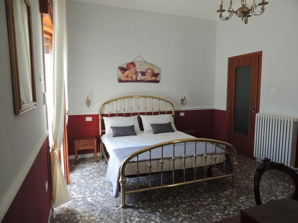 Oleandro E Glicine Apartment Lecce Room photo